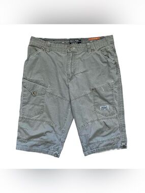 2000s long capris style shorts